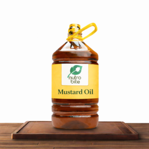 খাঁটি কাঠের ঘানিতে ভাঙা সরিষার তেল